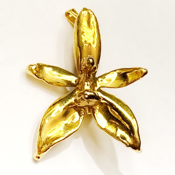Unsigned Gold 22 K GP Pendant Charm for necklace